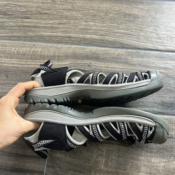 Keen Sandal Hiking Women’s Size 8 - Picture 5 of 7